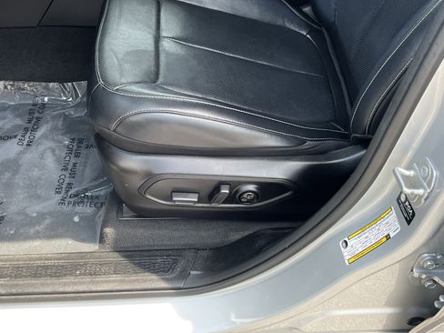 Used 2022 Jeep Grand Cherokee L Limited w/ Luxury Tech Group II image 13