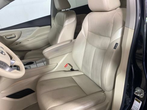 Used 2015 Nissan Murano Platinum w/ Platinum Technology Package AWD/4WD image 13