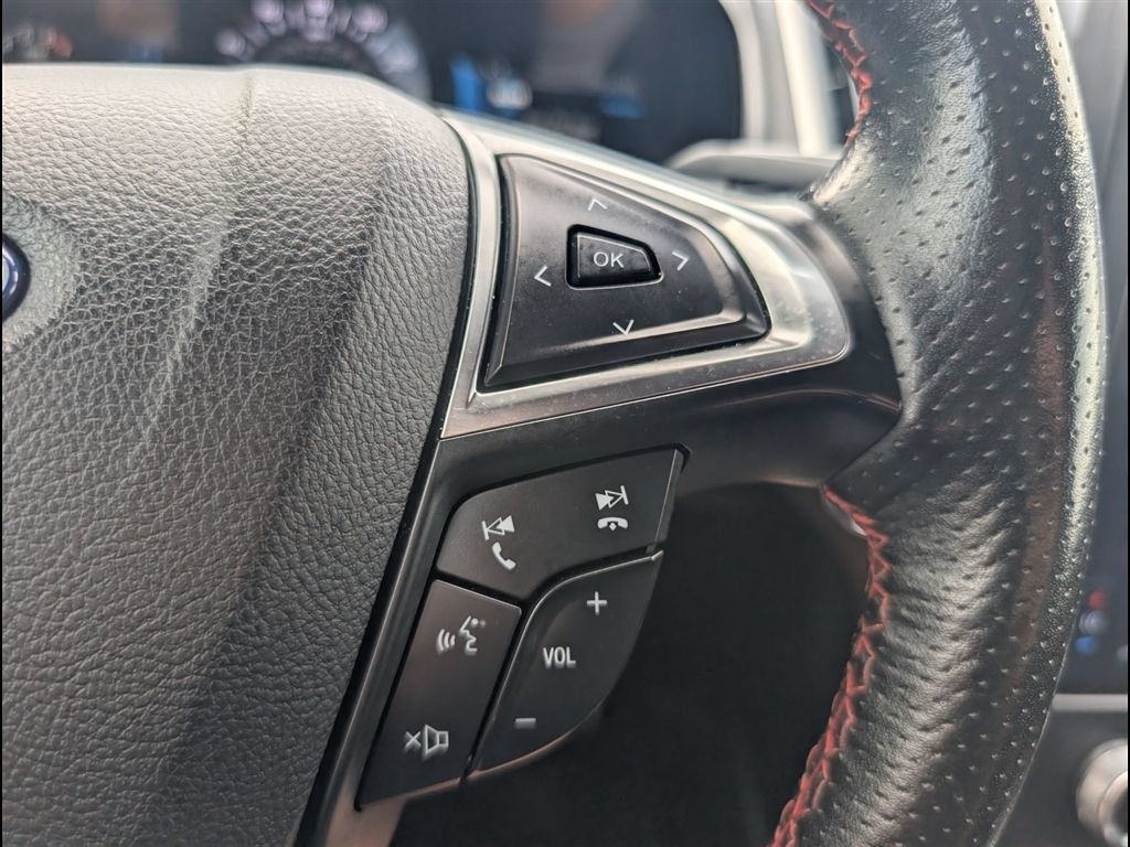 Used 2023 Ford Edge ST-Line AWD/4WD image 21