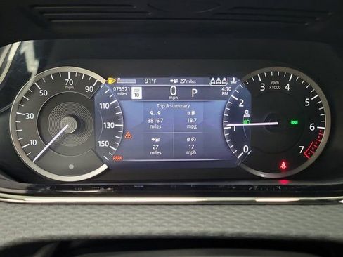 Used 2023 Land Rover Range Rover Evoque R-Dynamic S image 25