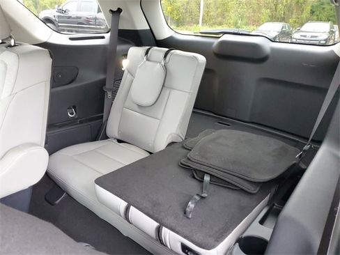 Used 2025 Ford Explorer Active w/ Active Comfort Package image 31