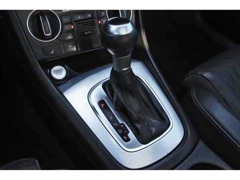 Used 2018 Audi Q3 2.0T Premium w/ Convenience Package FWD image 28