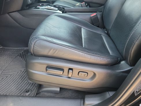 Used 2017 Honda Pilot Elite image 6