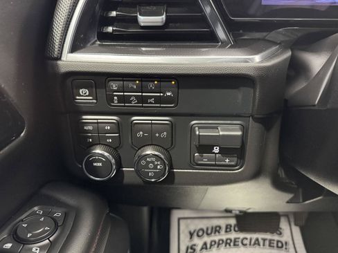 Used 2025 Chevrolet Tahoe RST w/ Comfort Package AWD/4WD image 20