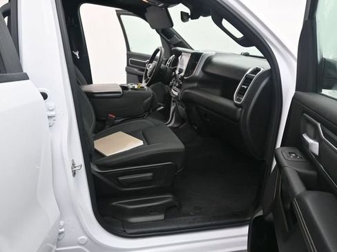 Used 2025 RAM 1500 Big Horn AWD/4WD image 16