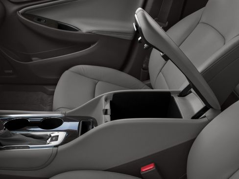 Used 2017 Chevrolet Malibu Premier w/ Premier Sun and Wheel Package image 12