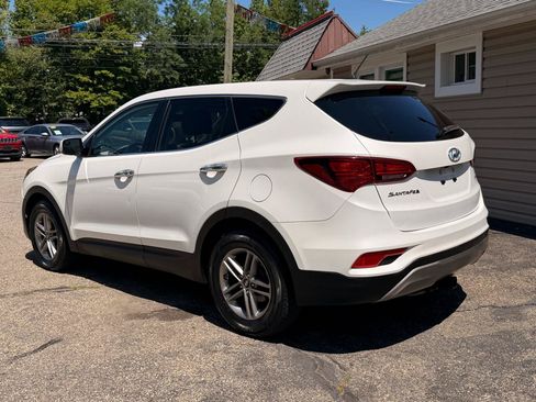 Used 2018 Hyundai Santa Fe Sport FWD image 4