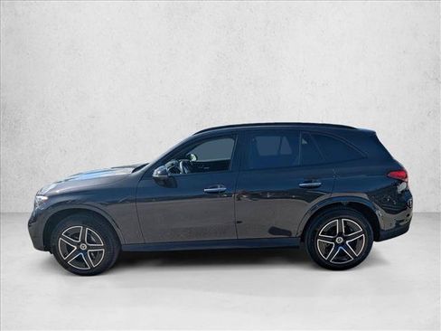 Used 2026 Mercedes-Benz GLC 300 image 5