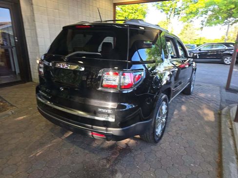 Used 2017 GMC Acadia Limited SLT AWD/4WD image 3