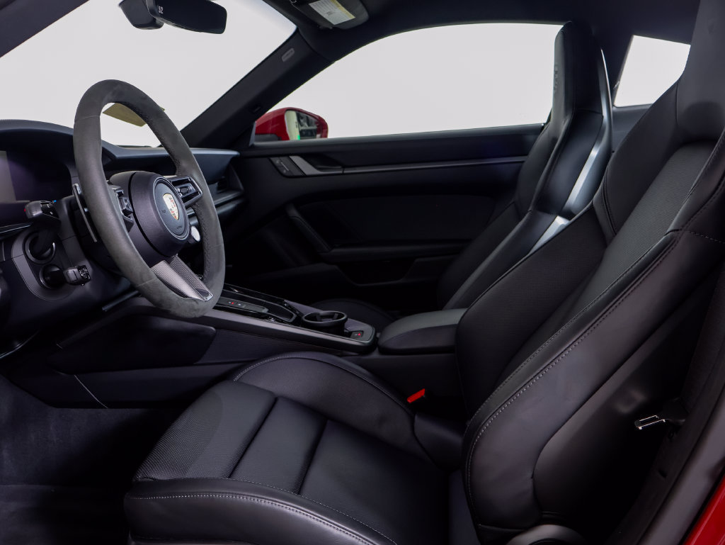 Certified 2025 Porsche 911 Carrera S RWD image 5