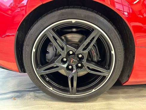 Used 2022 Chevrolet Corvette Stingray Preferred Conv w/ Z51 Performance Package RWD image 23