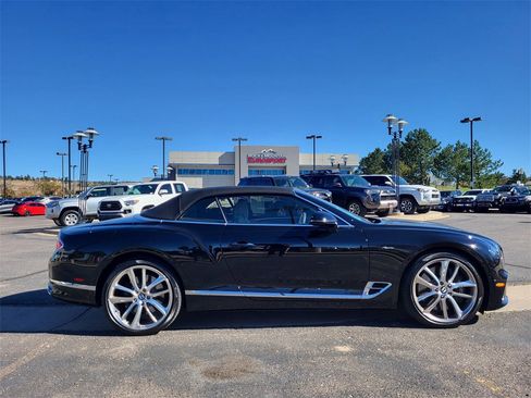 Used 2023 Bentley Continental GT V8 image 4