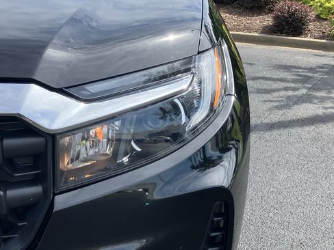 Certified 2025 Honda Ridgeline RTL image 5