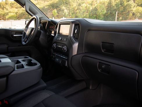 New 2026 Chevrolet Silverado 1500 Custom Trail Boss w/ LPO, Dark Essentials Package AWD/4WD image 19