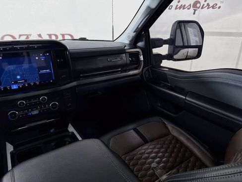 Used 2024 Ford F250 Lariat w/ Lariat Ultimate Package AWD/4WD image 29