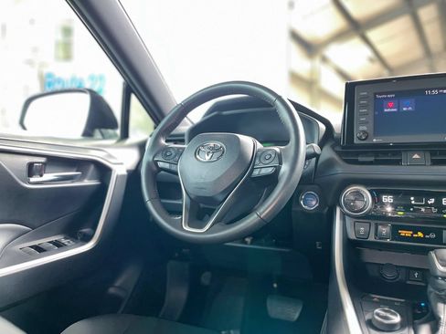 Used 2022 Toyota RAV4 SE w/ Convenience Package AWD/4WD image 41
