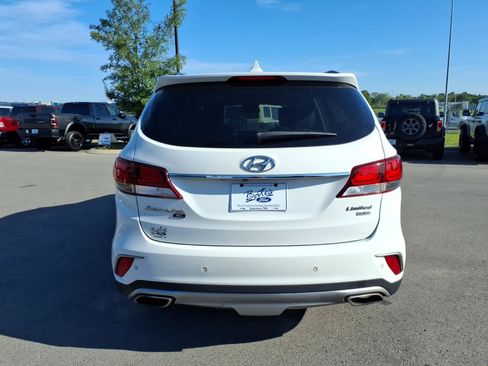 Used 2019 Hyundai Santa Fe XL FWD image 4