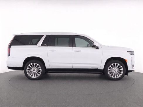 Used 2024 Cadillac Escalade ESV Premium Luxury w/ Performance Package AWD/4WD image 2