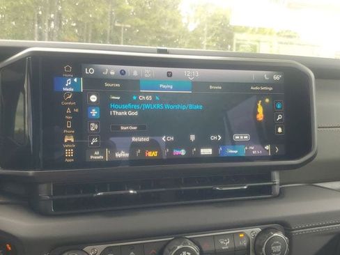 New 2025 Jeep Gladiator Mojave image 23