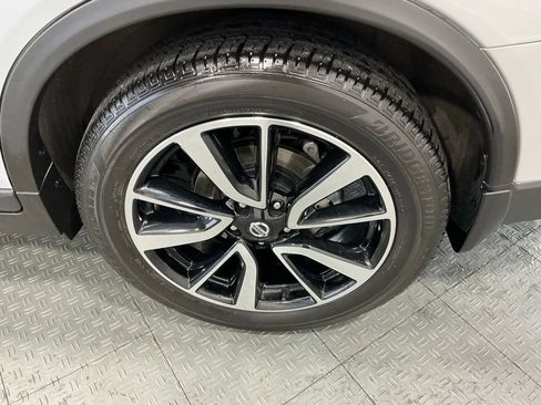 Used 2020 Nissan Rogue SL FWD image 45