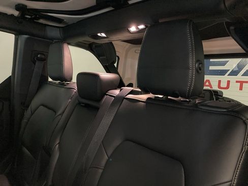New 2026 Ford Bronco Badlands AWD/4WD image 36