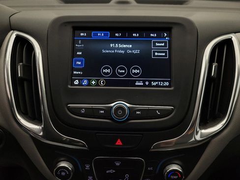 Used 2019 Chevrolet Equinox LS image 25