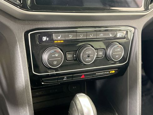 Used 2022 Volkswagen Atlas SE image 15