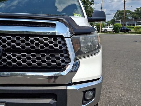 Used 2019 Toyota Tundra SR5 AWD/4WD image 10