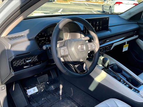 New 2026 Honda Accord EX-L image 10