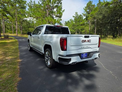 New 2026 GMC Sierra 1500 Denali w/ Denali Reserve Package AWD/4WD image 3