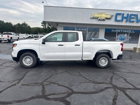 Used 2026 Chevrolet Silverado 1500 W/T w/ Trailering Package RWD image 2