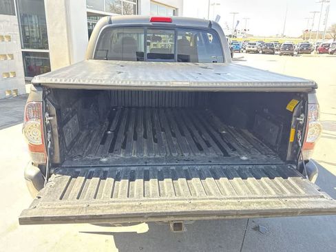 Used 2013 Toyota Tacoma PreRunner w/ SR5 Pkg image 20