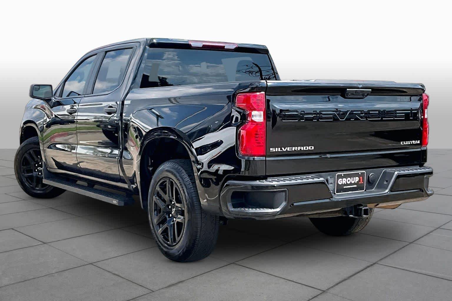 Used 2024 Chevrolet Silverado 1500 Custom RWD image 11