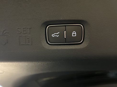 Used 2025 Lincoln Navigator Reserve w/ Jet Appearance Package image 43