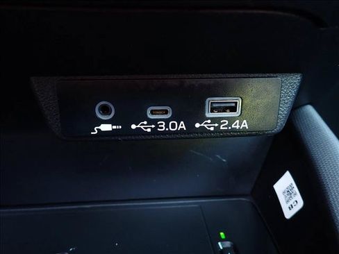 Used 2026 Subaru Forester Premium AWD/4WD image 19