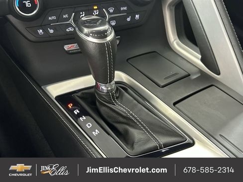 Used 2015 Chevrolet Corvette Z06 w/ 2LZ Preferred Equipment Group image 17