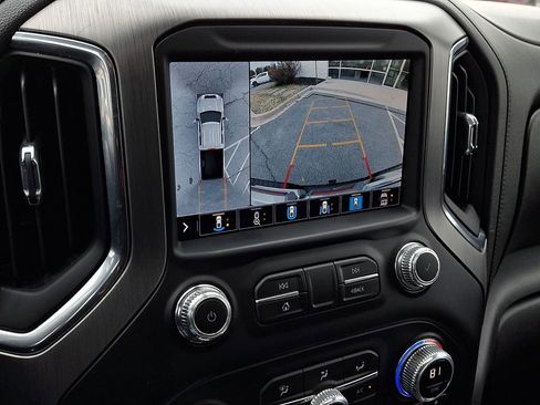 Used 2022 GMC Sierra 3500 Denali image 17