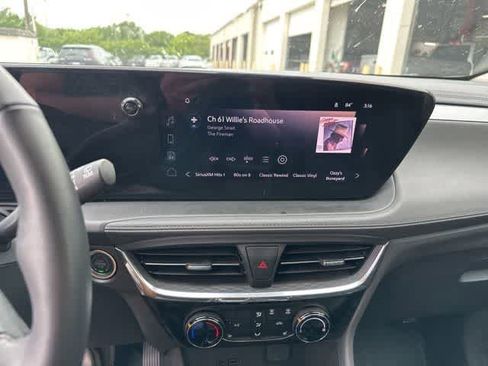 Used 2025 Buick Encore GX Sport Touring w/ Comfort Package FWD image 8