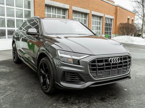 Used 2019 Audi Q8 Premium image 5