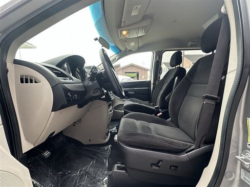 Used 2016 Dodge Grand Caravan SE w/ Quick Order Package 29E SE FWD image 57