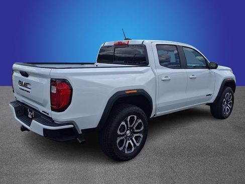 Used 2024 GMC Canyon AT4 w/ AT4 Premium Package AWD/4WD image 4