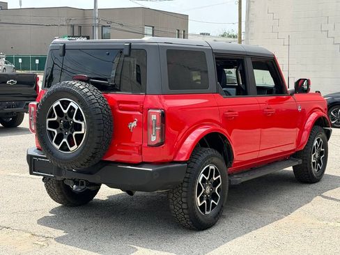 Used 2023 Ford Bronco Outer Banks AWD/4WD image 8