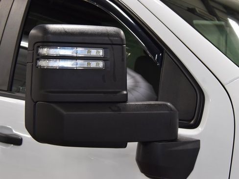 Used 2024 Chevrolet Silverado 2500 Custom w/ Custom Value Package image 18