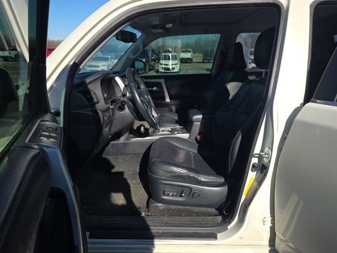 Used 2017 Toyota 4Runner Limited image 13