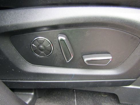 Used 2020 Ford Explorer ST w/ ST Street Pack AWD/4WD image 38