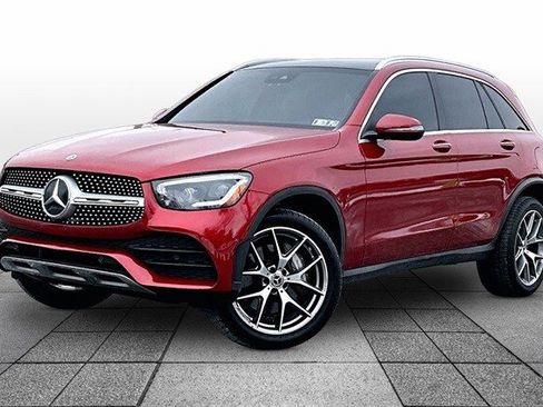 Used 2022 Mercedes-Benz GLC 300 4MATIC image 2