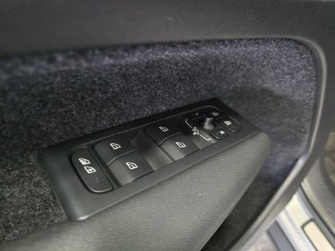 Certified 2023 Volvo C40 P8 Recharge Ultimate w/ Protection Package Premier image 92