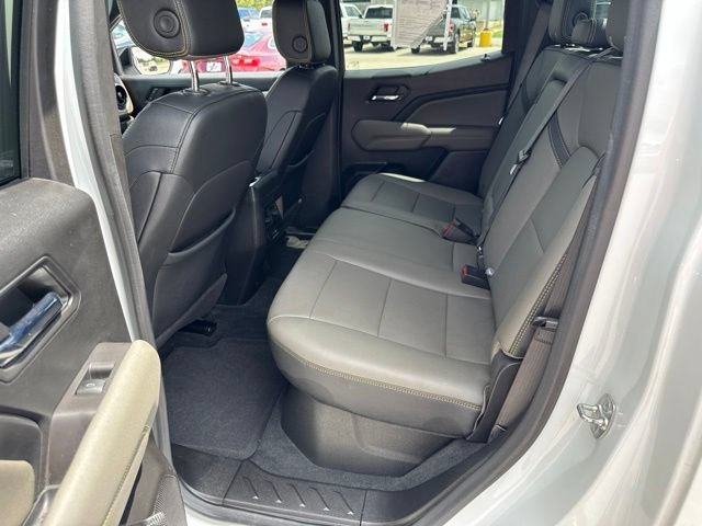 Used 2024 Chevrolet Colorado ZR2 w/ ZR2 Convenience Package III AWD/4WD image 26