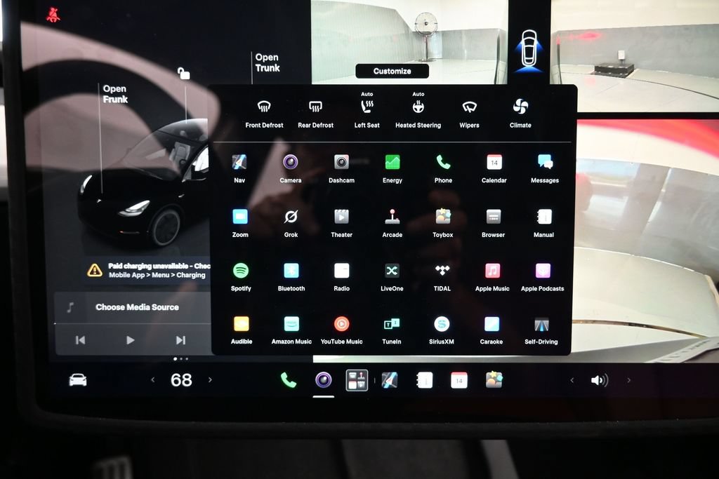 Used 2024 Tesla Model Y Performance AWD/4WD image 22
