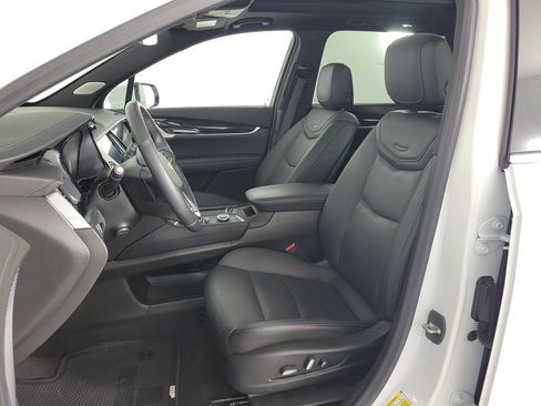 Certified 2023 Cadillac XT6 Premium Luxury FWD image 18